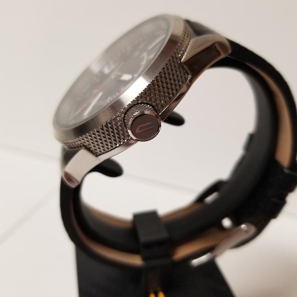 Diesel Wristwatch - Picture 2 of 5